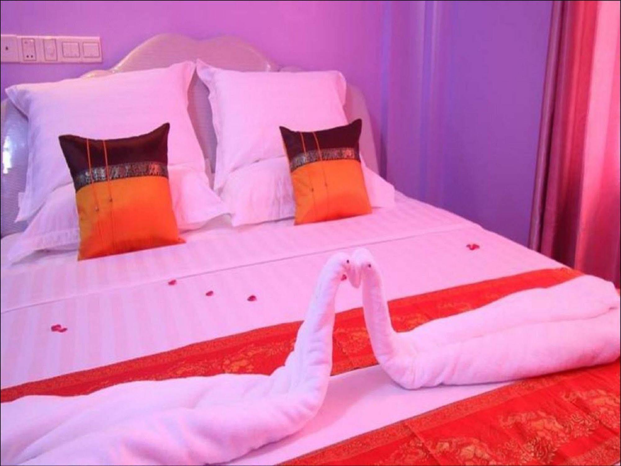 Royal Naung Yoe Hotel Mandalay Exterior photo