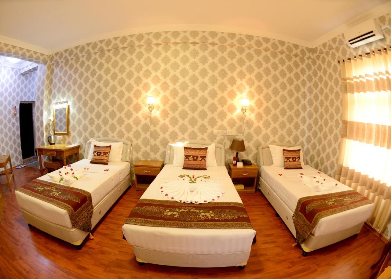 Royal Naung Yoe Hotel Mandalay Exterior photo