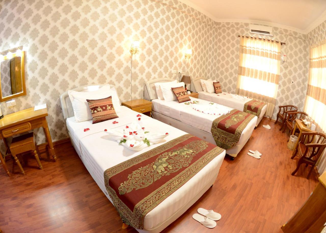 Royal Naung Yoe Hotel Mandalay Exterior photo