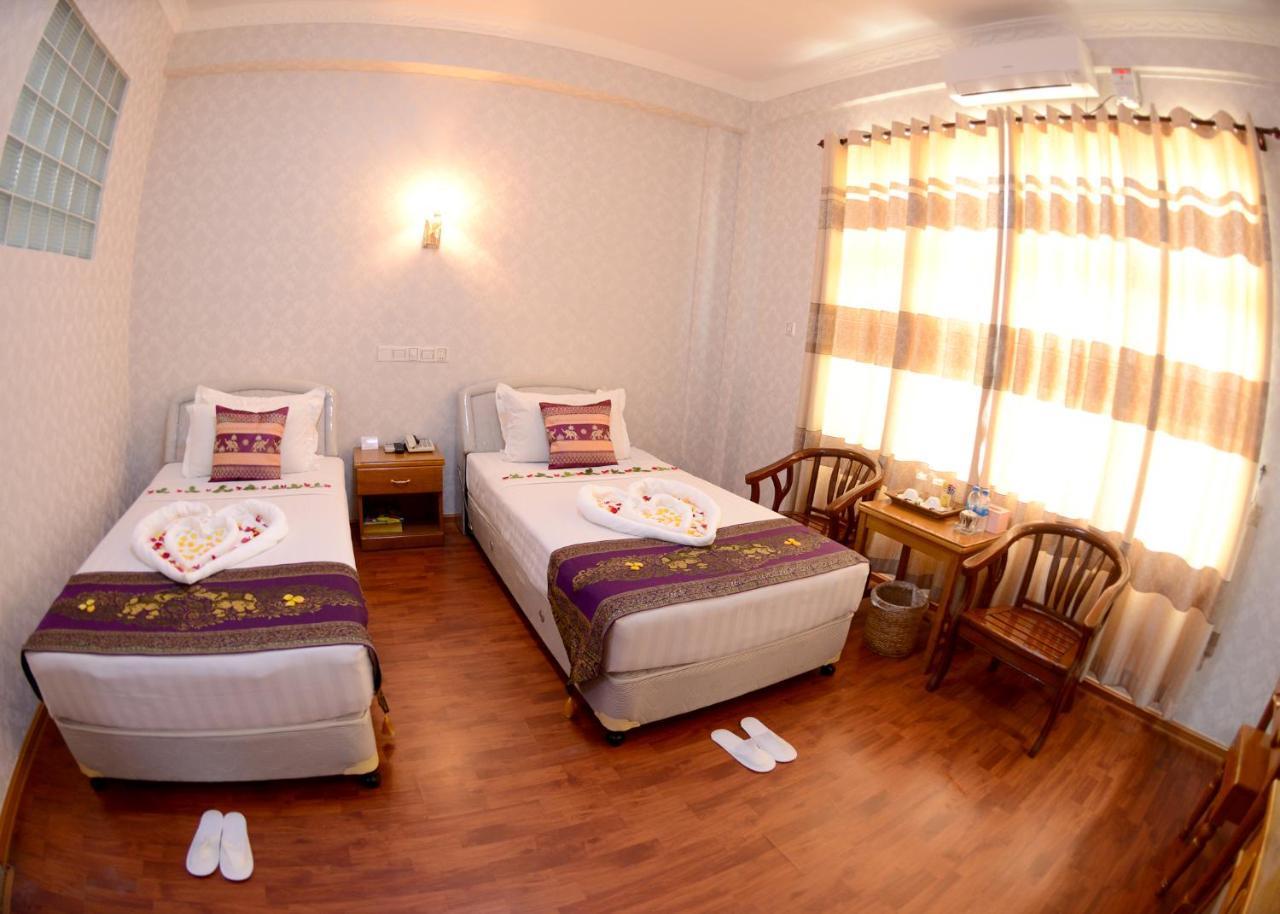 Royal Naung Yoe Hotel Mandalay Exterior photo
