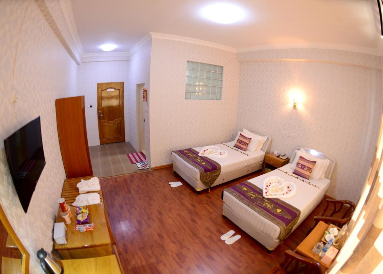 Royal Naung Yoe Hotel Mandalay Exterior photo
