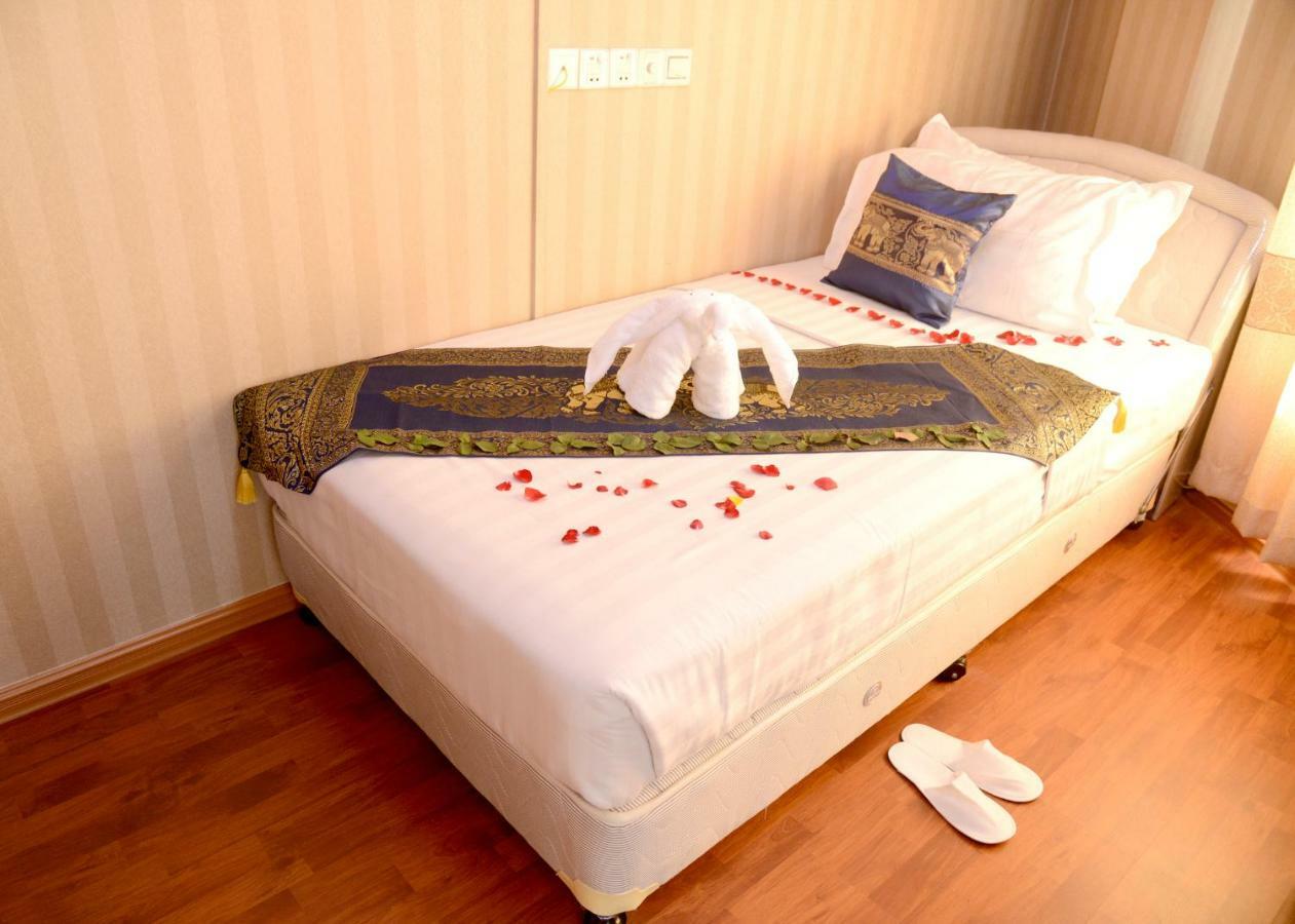 Royal Naung Yoe Hotel Mandalay Exterior photo